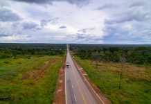 BR-163 e BR-230 recebem manutenção no trecho entre Mato Grosso e Pará Rodovias BR-163 e BR-230 recebem serviços de manutenção e melhorias, no trecho entre os estados do Mato Grosso e do Pará.
