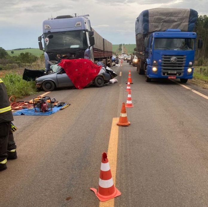 TRAGÉDIA: Grave acidente na GO-346 deixa cinco mortos, em Cabeceiras (GO)