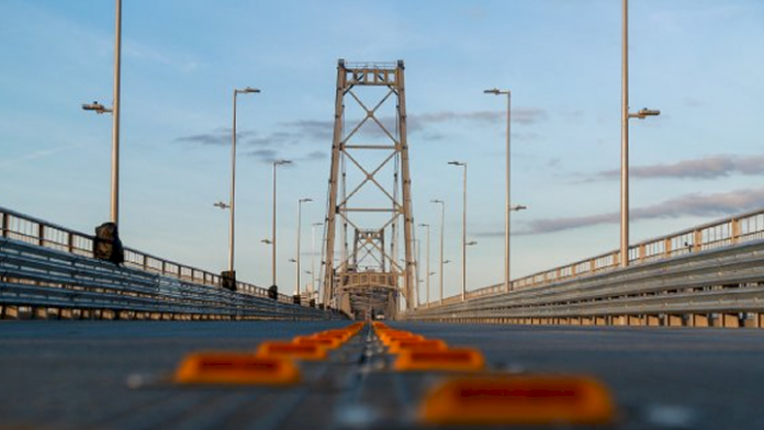 Ponte Hercílio Luz, em Florianópolis (SC), inicia teste de sentido único, nesta terça-feira (10) Ponte Hercílio Luz, em Florianópolis (SC), inicia teste de sentido único, nesta terça-feira (10)