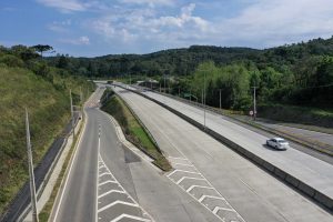 Rodovias estaduais do Paraná recebem R$ 920 milhões de investimentos