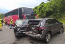 Ônibus envolvido em engavetamento na Via Dutra tem várias multas Ônibus envolvido em engavetamento na Via Dutra tem várias multas