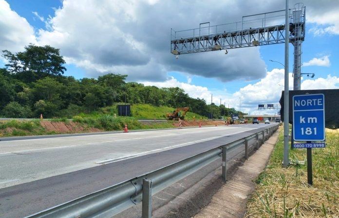Balanças da SP-310 já operam com o novo sistema de pesagem em movimento Balanças da SP-310 já operam com o novo sistema de pesagem em movimento
