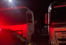 PRF prende 2 caminhoneiros com 257 comprimidos de “rebite’ na BR-251/MG PRF prende 2 caminhoneiros com 257 comprimidos de "rebite' na BR-251