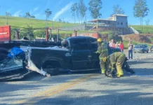 Acidente mata três pessoas na BR-381 e interdita via parcialmente, em Minas Acidente mata três pessoas na BR-381 e interdita via parcialmente, em Minas