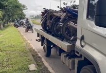 VÍDEO: Operação Duas Rodas apreende 24 motos e multa 113 motoqueiros, na BR-153/GO VÍDEO: Operação Duas Rodas apreende 24 motos e multa 113 motoqueiros, na BR-153/GO