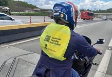 Motoqueiros recebem nesta sexta (14), em Barueri (SP), alertas sobre como pilotar com segurança Motoqueiros recebem nesta sexta (14), em Barueri (SP), alertas sobre como pilotar com segurança