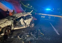 Acidente na BR-376/PR mata casal e deixa filho, de 4 anos, gravemente ferido Acidente na BR-376/PR mata casal e deixa filho, de 4 anos, gravemente ferido