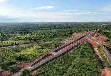 Finalizada a obra de implantação de 24 quilômetros da BR-135/BA Finalizada a obra de implantação de 24 quilômetros da BR-135/BA