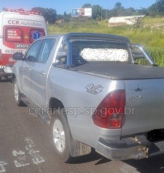 Bandeirantes (SP-348) parou por conta de acidente com dois veículos, em Campinas
