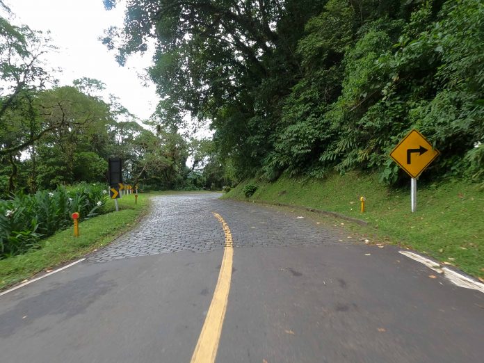 Estrada da Graciosa (PR-410) será interditada para reforço da sinalização de solo Estrada da Graciosa (PR-410) será interditada para reforço da sinalização de solo