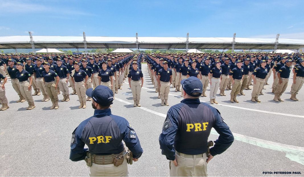 TCU recomendou 18 mil PRFs em 2006, mas hoje são só 13 mil para cuidar das rodovias TCU recomendou 18 mil PRFs em 2006, mas hoje são só 13 mil para cuidar das rodovias