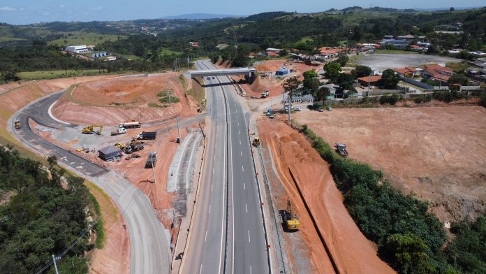 Raposo Tavares terá bloqueio no acesso ao bairro Genebra, em Sorocaba (SP) Raposo Tavares terá bloqueio no acesso ao bairro Genebra, em Sorocaba (SP)