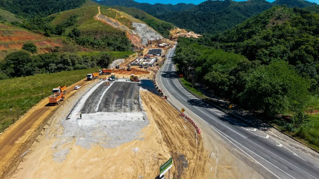 Via Dutra: Nova descida da Serra das Araras somente em 2029 Via Dutra: Nova descida da Serra das Araras somente em 2029