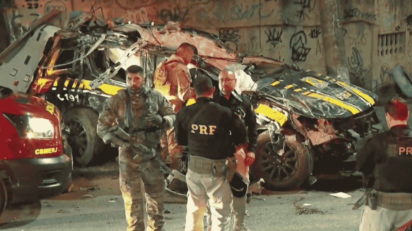 Três PRFs morrem em perseguição no Rio de Janeiro Três PRFs morrem em perseguição no Rio de Janeiro