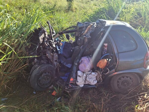 Motorista da Amarelinho, a serviço da Uber, e outras 2 pessoas morrem na BR-040/MG