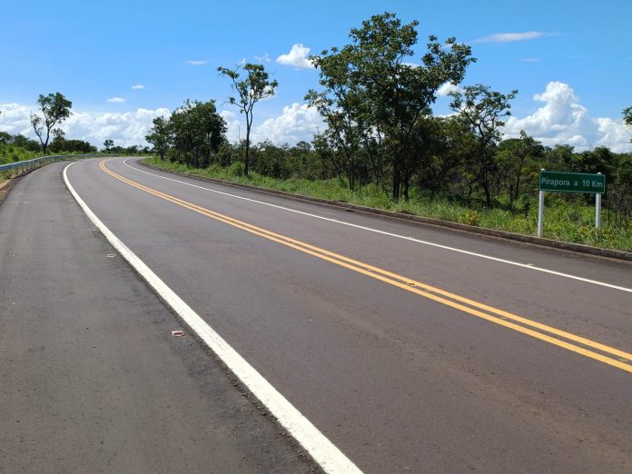 Finalizadas as obras de recuperação da rodovia MGC-496, entre Corinto e Pirapora Finalizadas as obras de recuperação da rodovia MGC-496, entre Corinto e Pirapora