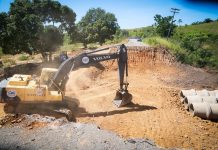 Construção da ponte na SE-438, a ‘Rodovia Santa Clara’, está em andamento Construção da ponte na SE-438, a 'Rodovia Santa Clara', está em andamento