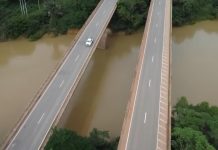 Obras na ponte sobre o Rio Candeias, na BR-364/RO, deixam trecho em ‘Pare-e-Siga’ Obras na ponte sobre o Rio Candeias, na BR-364/RO, deixam trecho em 'Pare-e-Siga'