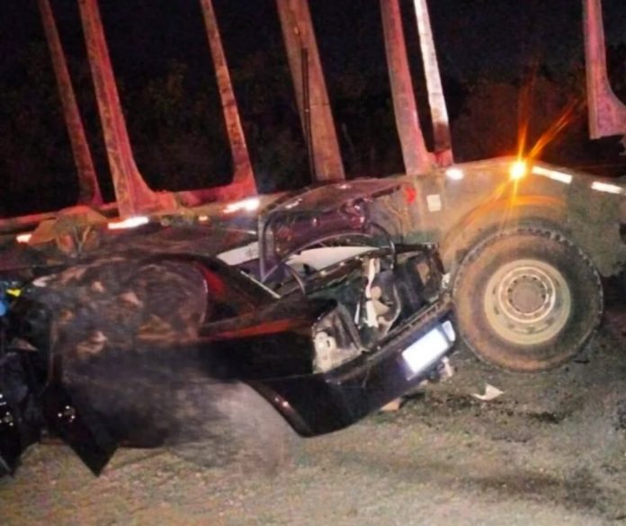 Cinco pessoas morrem em acidente na BR-280/SC, entre Irineópolis e Canoinhas Cinco pessoas morrem em acidente na BR-280/SC, entre Irineópolis e Canoinhas