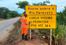 Atenção motorista! Ponte na MG-181, no Noroeste de Minas, tem restrição de tráfego Atenção motorista! Ponte na MG-181, no Noroeste de Minas, tem restrição de tráfego
