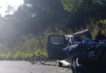 Acidente na RJ-106 entre ônibus da 1001 e carro deixa um morto Acidente na RJ-106 entre ônibus da 1001 e carro deixa um morto