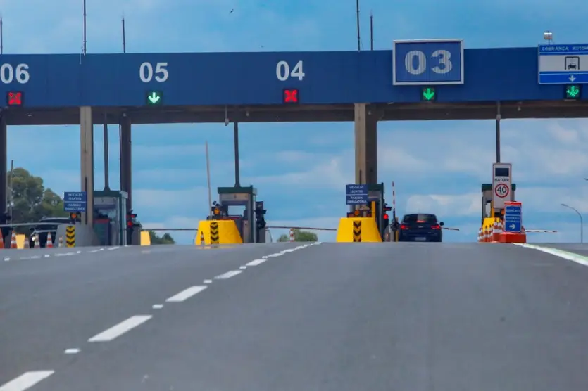 Cinco novos pedágios iniciam cobrança em três rodovias do Paraná, no dia 28