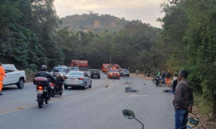 Acidente na MGC-262 deixa dois mortos e dois feridos, em Sabará (MG) Acidente na MGC-262 deixa dois mortos e dois feridos, em Sabará (MG)