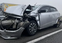 VÍDEO: Acidente com 12 veículos na BR-101/SC deixa feridos, em Sangão VÍDEO: Acidente com 15 veículos na BR-101/SC deixa feridos, em Sangão