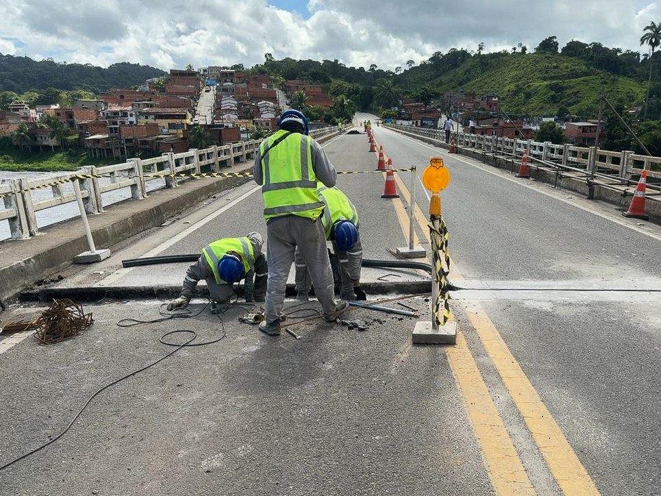 Obras de Arte Especiais (OAEs) baianas recebem manutenção preventiva