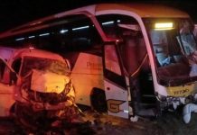 Dois morrem na BR-381 em colisão de ônibus da Gontijo e van da secretaria de saúde de Timóteo Dois morrem na BR-381 em colisão de ônibus da Gontijo e van da secretaria de saúde de Timóteo