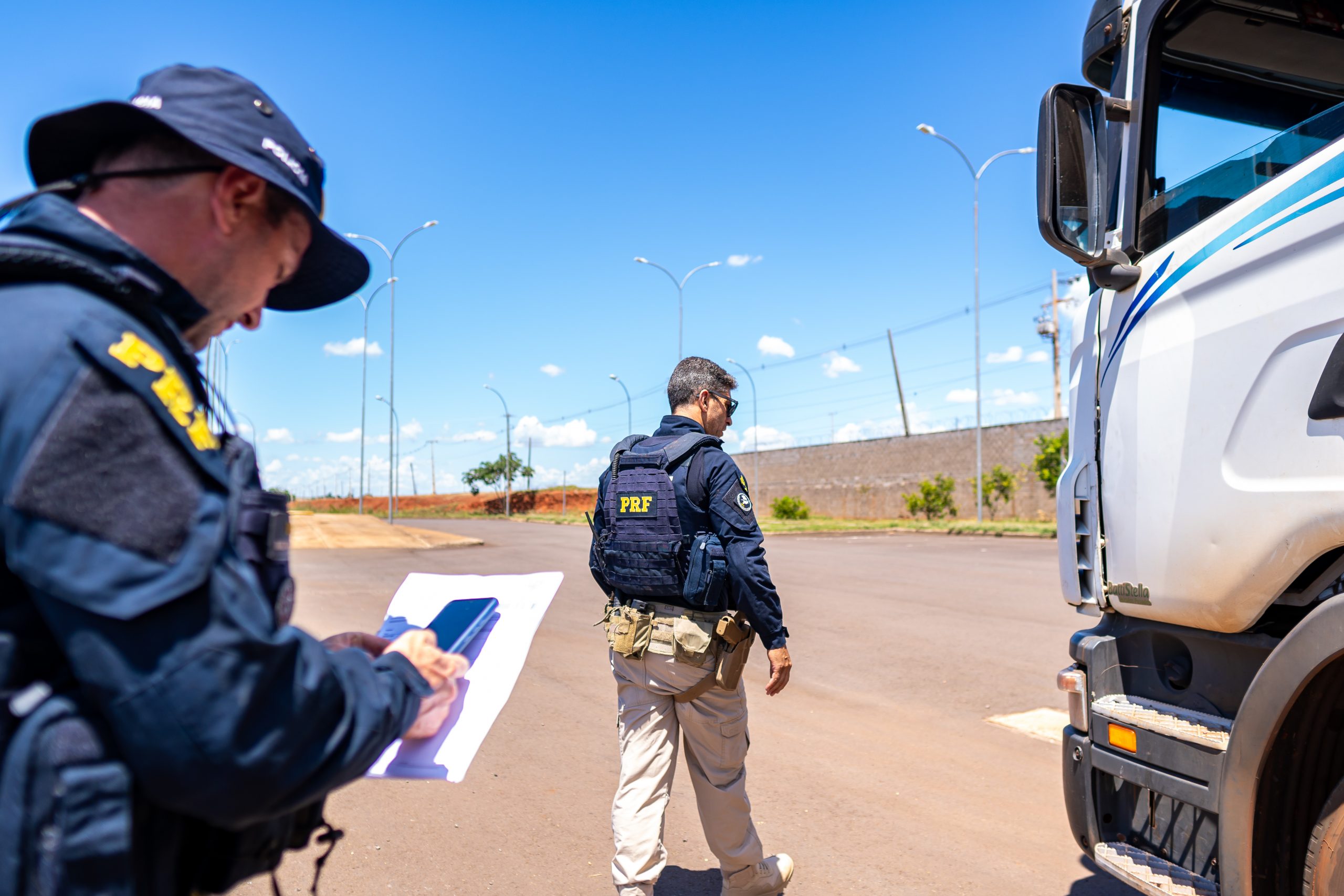 Cresce o número de mortes em acidentes com caminhões nas rodovias federais do Paraná