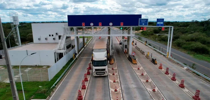 Agerba autoriza aumento de pedágio da BA-052, "Estrada do Feijão", em cima da hora Agerba autoriza aumento de pedágio da BA-052, "Estrada do Feijão", em cima da hora