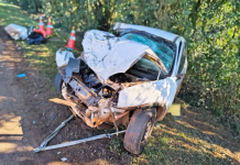 Acidente entre ônibus e carro deixa dois mortos na BR-277/PR Acidente entre ônibus e carro deixa dois mortos na BR-277/PR
