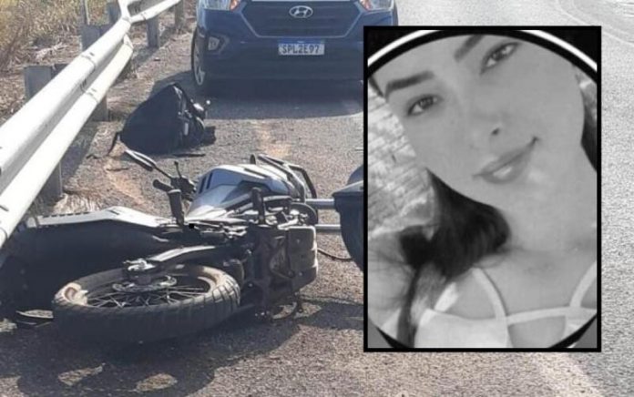 Acidente mata motoqueira e deixa garupa ferida na MT-343, em Cáceres