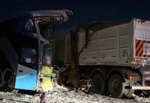 Acidente entre ônibus da Rio Novo e carreta deixa ao menos 11 mortos na BR-163/MT Acidente entre ônibus da Rio Novo e carreta deixa ao menos 11 mortos na BR-163/MT