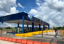 Usuários de rodovias no Paraná já pagam pedágios mais caros em 13 praças Usuários de rodovias no Paraná já pagam pedágios mais caros em 13 praças