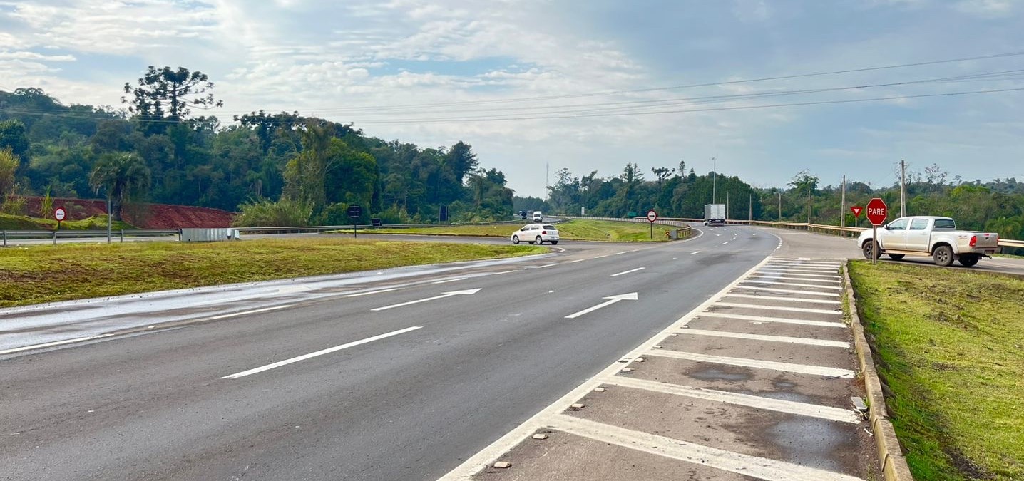 Serviços de recuperação na BR-386 alteram o tráfego em Estrela (RS), nesta quarta (20)