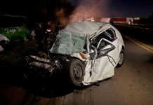 Colisão entre 3 ônibus e carro mata 2 e deixa 13 feridos na BR-277/PR Colisão entre 3 ônibus e carro mata 2 e deixa 13 feridos na BR-277/PR