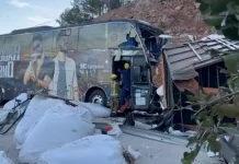 Ônibus envolvido no acidente da ERS-122 tem histórico de multas por excesso de velocidade Ônibus envolvido no acidente da ERS-122 tem histórico de multas por excesso de velocidade