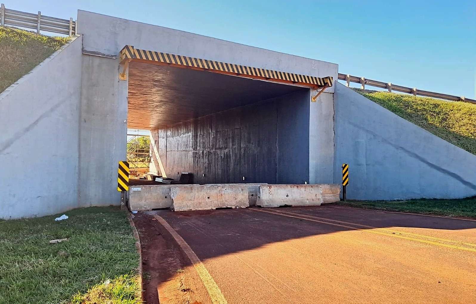 Passagem inferior na SP-327 será liberada, nesta segunda (4), em Santa Cruz do Rio Pardo