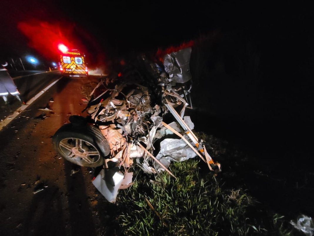 Acidente na PR-369 deixa quatro mortos em São Pedro do Ivaí