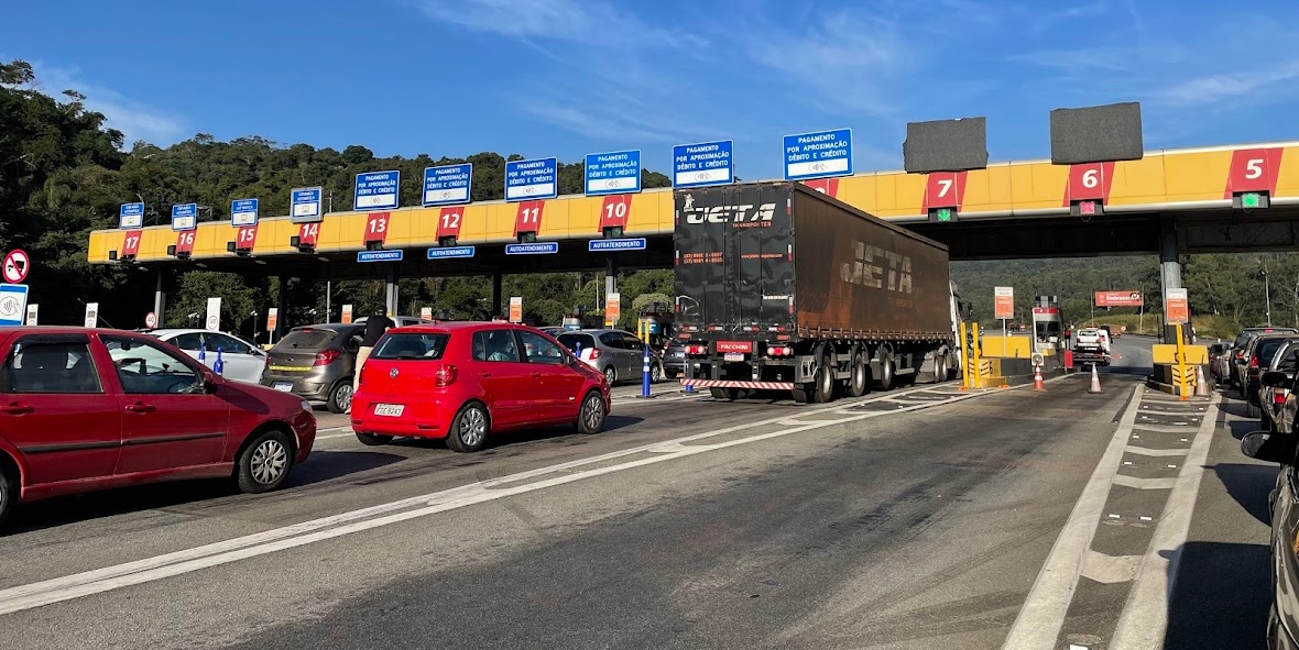 Autoban anuncia ampliação das cabinas de autoatendimento, mas usuários sofrem com as falhas dos totens