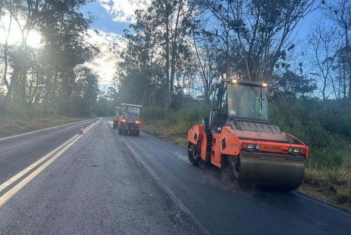BR-381/MG recebe serviços de manutenção, entre Caeté e Governador Valadares BR-381/MG recebe serviços de manutenção, entre Caeté e Governador Valadares