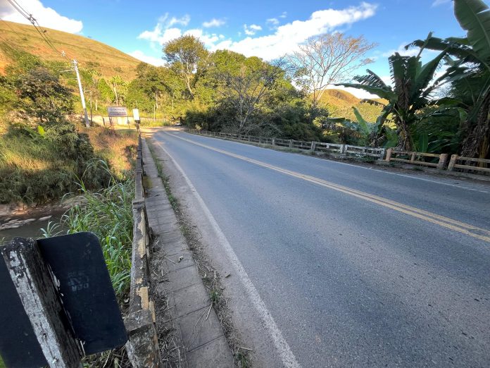 Obras de melhorias interrompem o tráfego na ponte do Zamba, na LMG-874