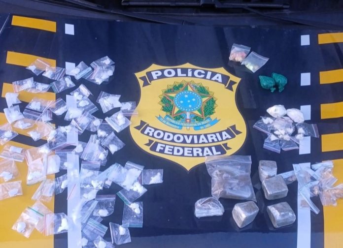 Motoboy é preso na BR-101/SC com diversas drogas para entrega