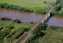 Ponte na BR-272/PR tem restrição de tráfego para veículos acima de 36 toneladas Ponte na BR-272/PR tem restrição de tráfego para veículos acima de 36 toneladas