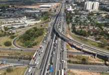 Via Dutra recebe serviços de recuperação no acesso ao Aeroporto de Cumbica, em Guarulhos (SP) Via Dutra recebe serviços de recuperação no acesso ao Aeroporto de Cumbica, em Guarulhos (SP)