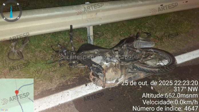 Motoqueiro na contramão morre em colisão com carro na SP-264, em Pilar do Sul