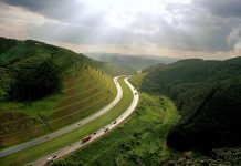 Rodovia dos Bandeirantes (SP-348) completa 47 anos de inauguração Rodovia dos Bandeirantes (SP-348) completa 47 anos de inauguração