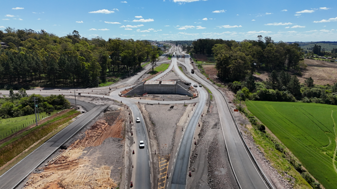 Obras em rotatória da BR-386/RS atingem 80% de conclusão, em Soledade
